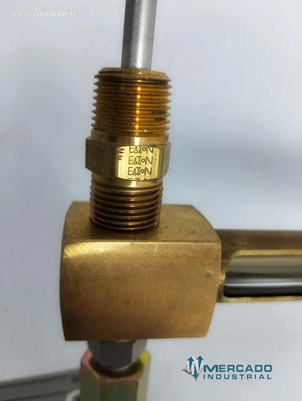 Mirilla de nivel de lubricante 3/8" parte 36373 marca Trico