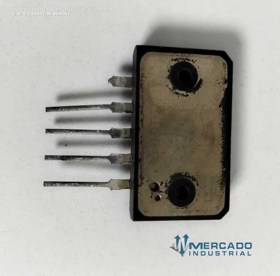 Regulador de voltaje fijo 135 V 1 A modelo NTE1743 marca NTE ELECTRICS
