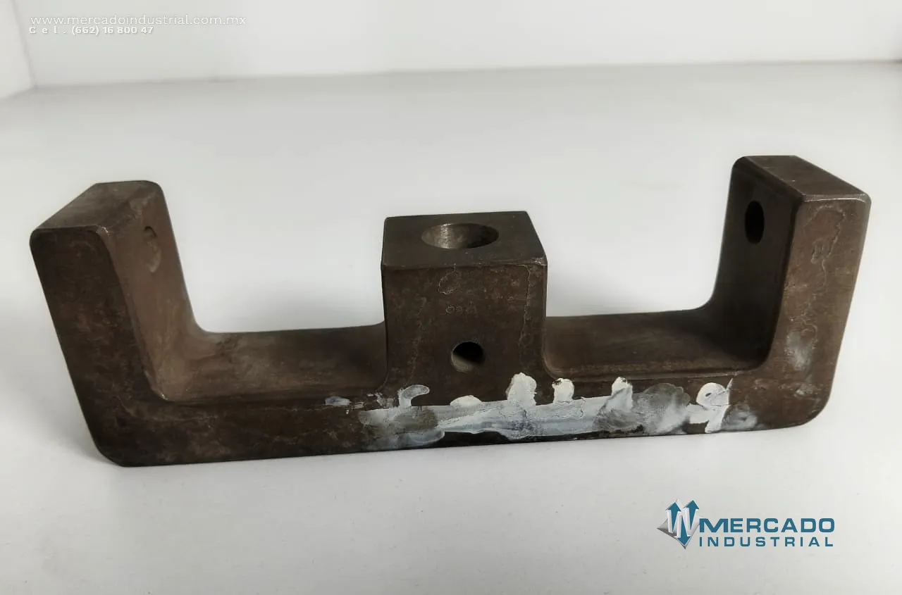 Soporte mecanizado de acero 7 1/2''