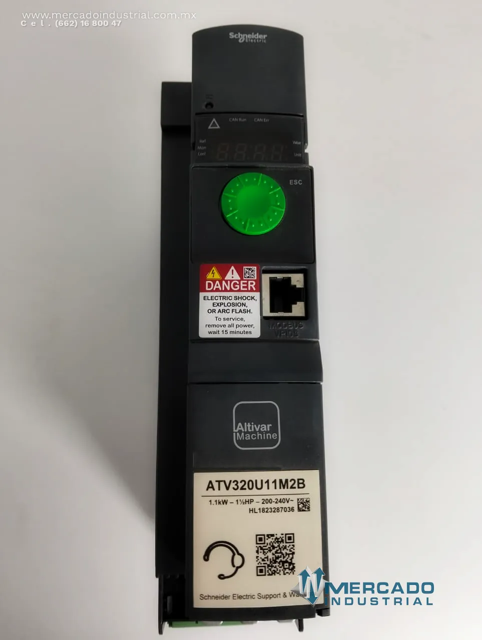 Variador de frecuencia  240 V 1 1/2 HP 6.9 A modelo ATV320U11M2B marca SCHNEIDER ELECTRIC
