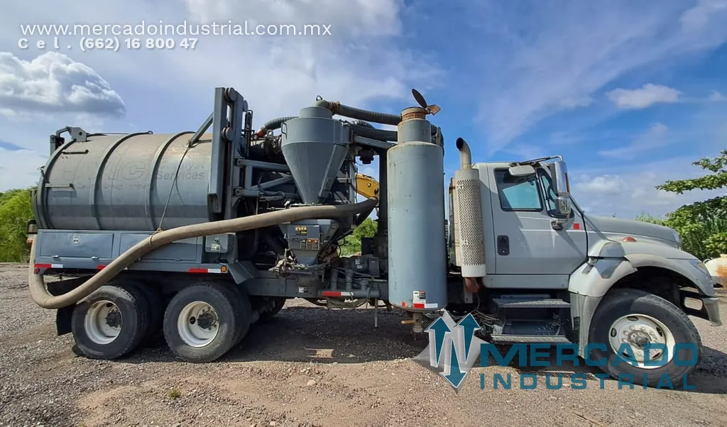 Camión para limpieza de alcantarillado VACTOR-GUZZLER modelo WORKSTART 7600 marca International